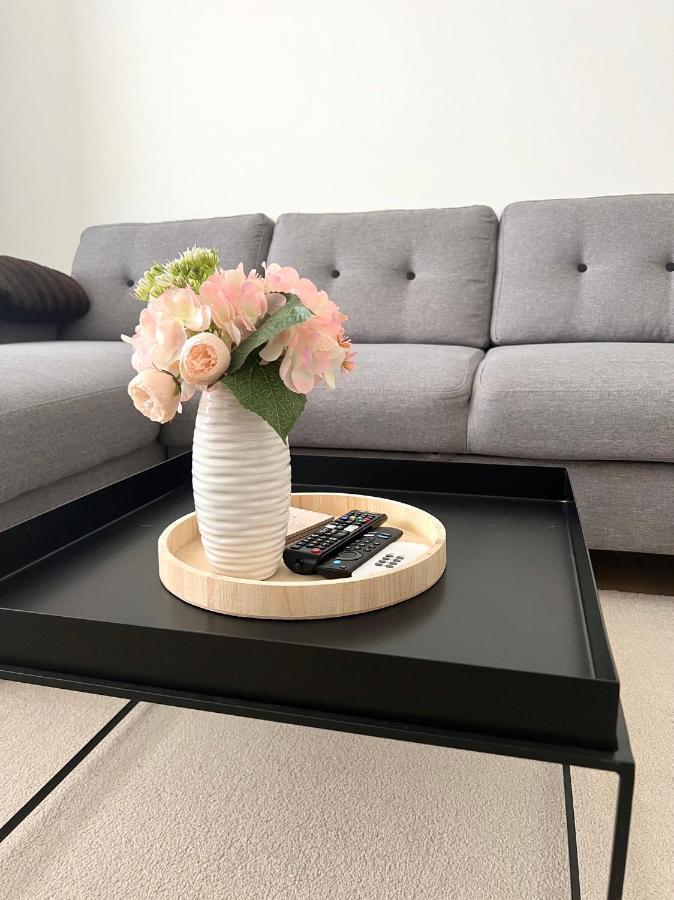 Schoenes Apartment In Хановер Екстериор снимка
